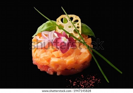 PLATEAUX REPAS FOURVIERE ( uniquement froid) dans des supports bois naturel